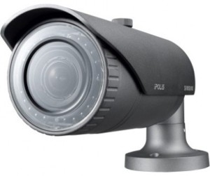 антивандальная IP-камера SNO-7084RP с 3 МР и ИК-прожектором