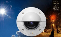 Две премьеры AXIS: уличные IP-видеокамеры для видеонаблюдения с разрешением до SVGA или HDTV при фреймрейте 30 к/с 